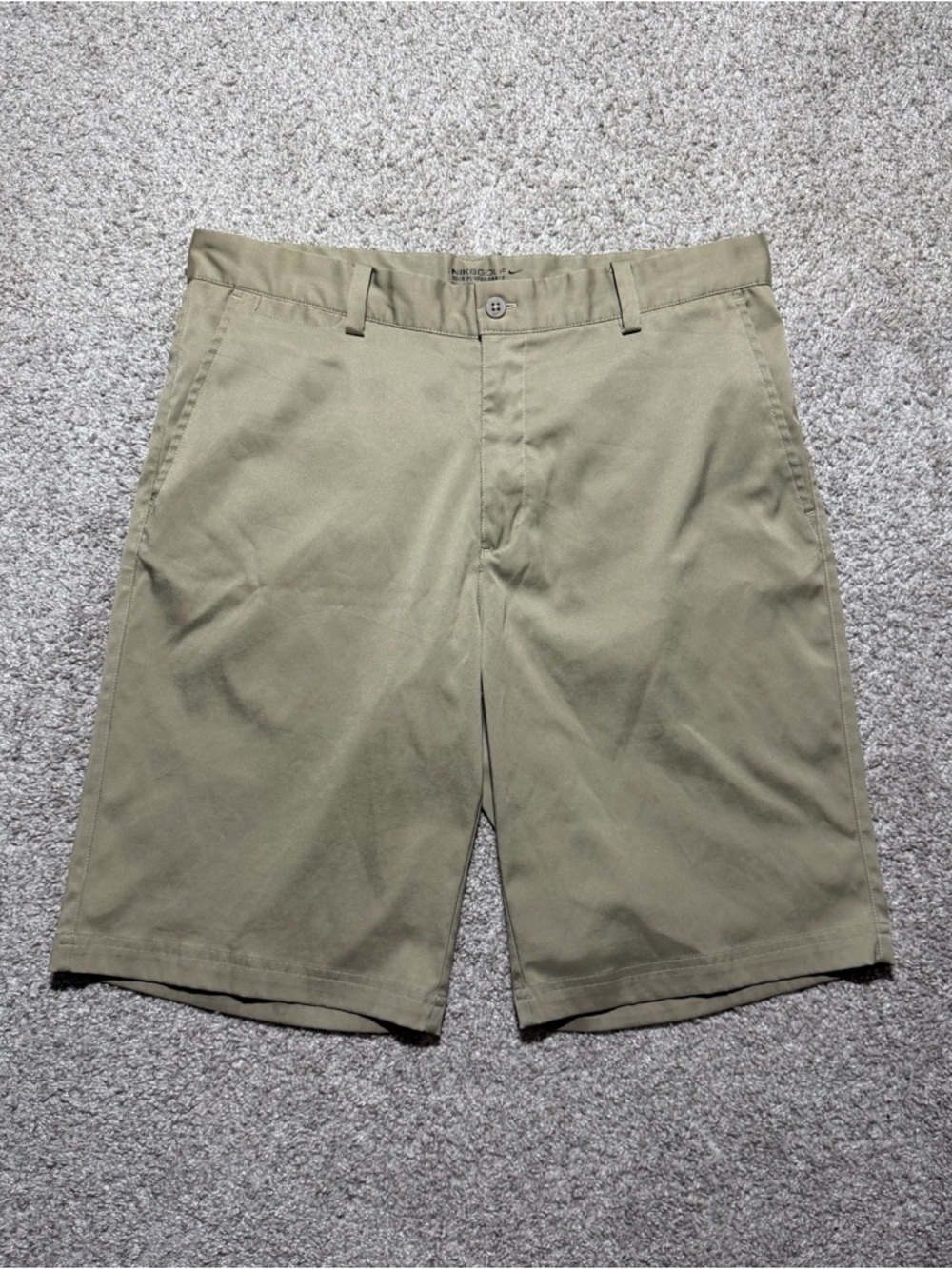 Nike Golf Dri Fit Shorts Men’s 32 Khaki Flat Front Performance